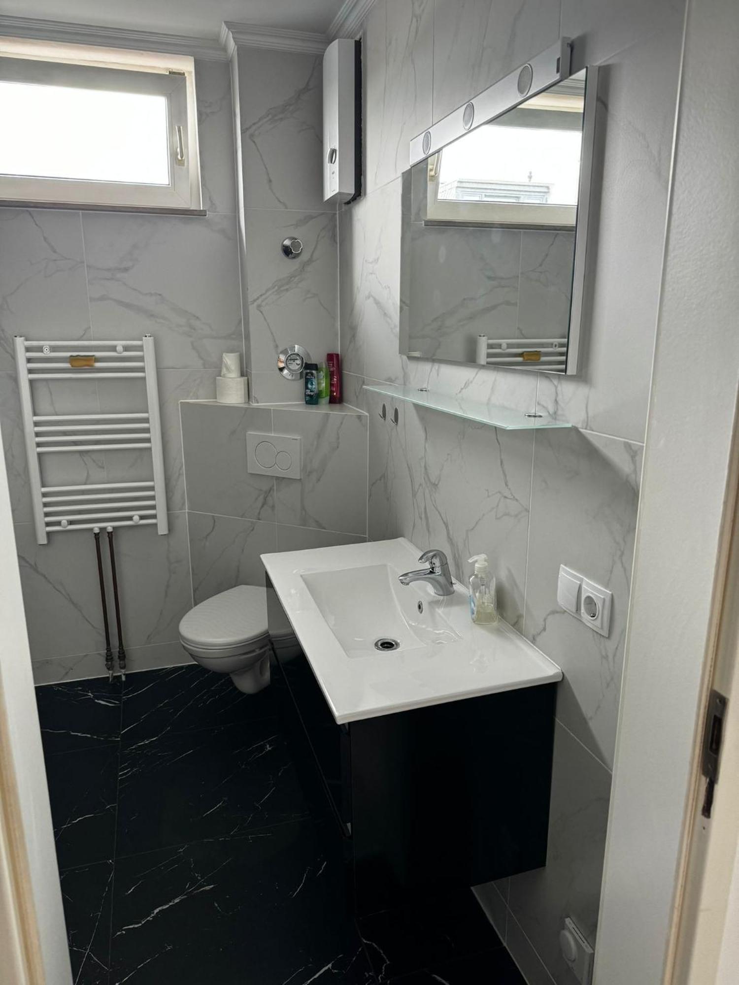 Feriwolux 2 Im Bergischem Apartment Bergisch Gladbach Bagian luar foto